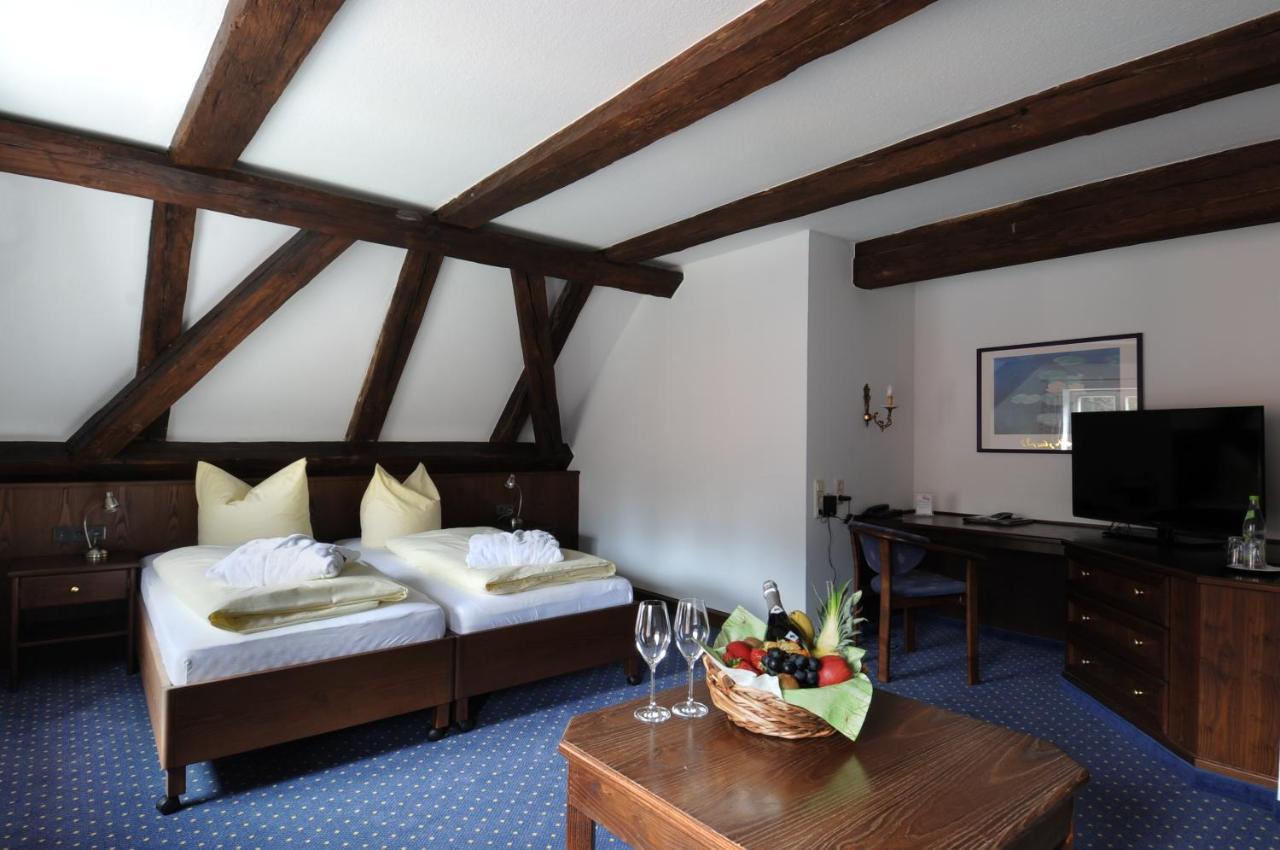 Hotel Goldener Hirsch Кауфбойрен Экстерьер фото